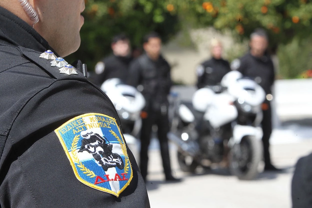 Συναγερμός για κομβόι Ολλανδών ακτιβιστών που καταφθάνει στην Αθήνα